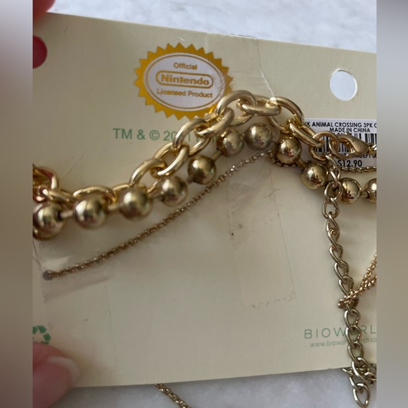 NWT- Nintendo Animal Crossing set of Choker Necklaces from Hot Topic. Never worn - Picture 4 of 5